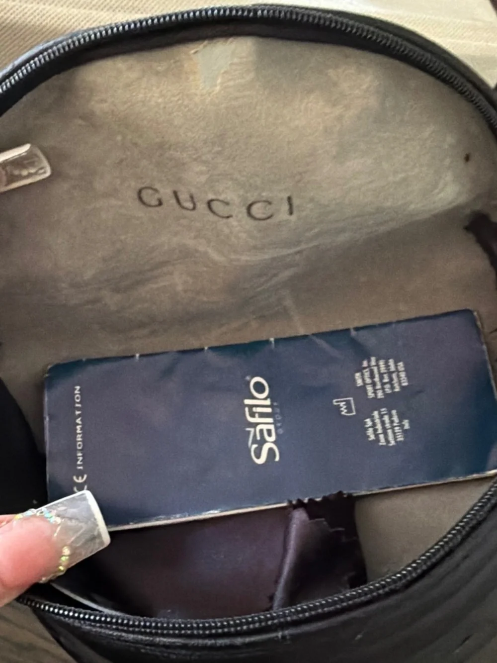 Vintage Gucci Y2K Shield Sunglasses | Made in Italy | Case + Safilo Booklet
